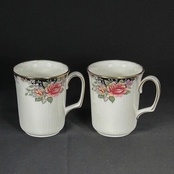 2 beautiful bone china coffee mugs. Royal Albert UK Concerto - Picture 1 of 10